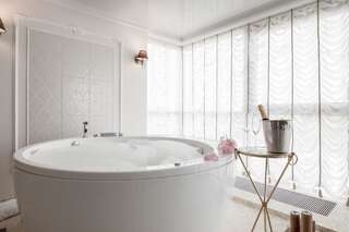 Апартаменты President Jacuzzi Apartment Клайпеда Апартаменты-1